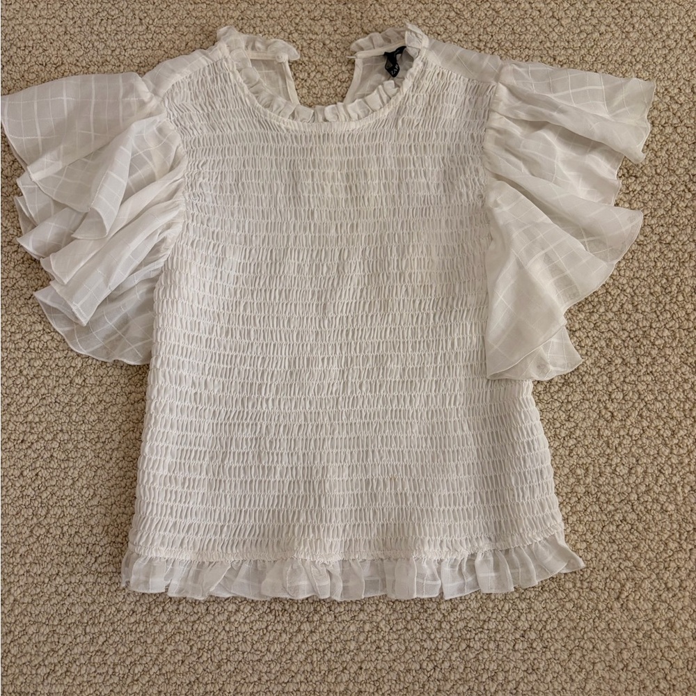 Zara White Textured Blouse with Ruffled Sleeves